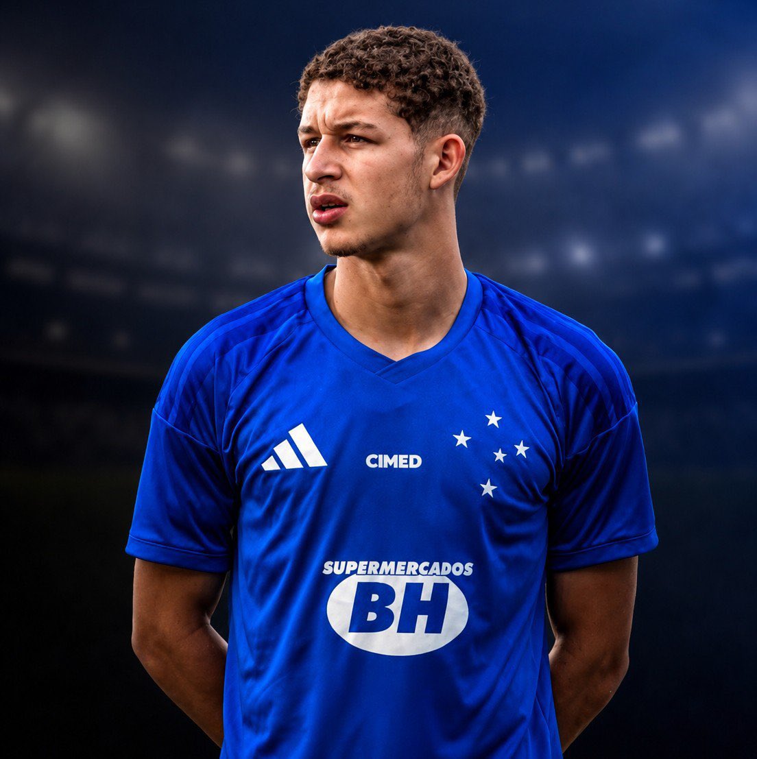 phcruzeirense's tweet photo. 🚨🔵⚪ EXCLUSIVA | PH CRUZEIRENSE | Arthur Jorge aprova desempenho de Gustavinho, e lateral-esquerdo será integrado em definitivo ao elenco profissional do Cruzeiro. https://t.co/JNLs3QqT7T