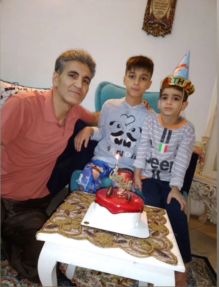 Mah_Hit's tweet photo. جاویدنام یوسف مطیع آرمیده در بهشت علی.
جای دیگه‌ای اسمشونو ندیدم، خودمم از کامنتی که همسرشون زیر پست اینستاگرام جاویدنام‌های دیگه گذاشتن شناختمشون. چقدر عزیز از دست رفته‌ی غریب داریم خداوندگارااااا. https://t.co/S03otdkRWh