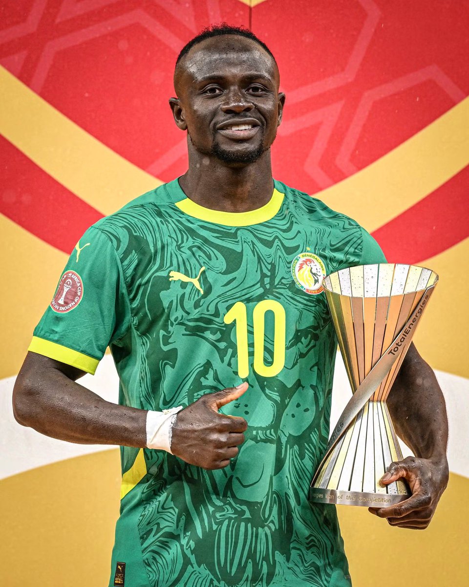 Joe__Bassey's tweet photo. Sadio Mané announces his retirement from international football. 🇸🇳 💔 https://t.co/LjwKGEgbOR