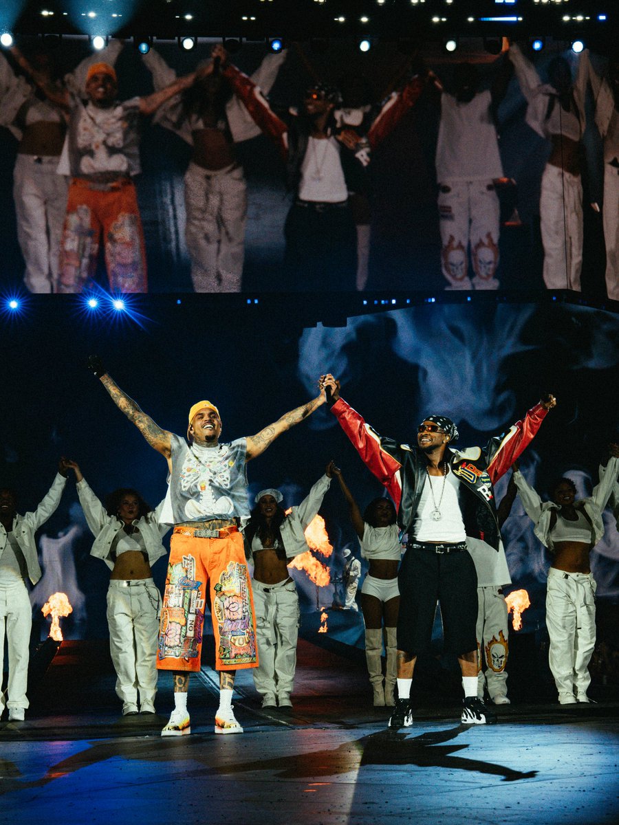 Rogers_Stadium's tweet photo. The first chapter has been written. Chris Brown and Usher opened The R&amp;B Tour last week with a night fans won't soon forget—and this is only the beginning!

The R&amp;B Tour arrives at Rogers Stadium on August 11 and 12  🤩 

📷  Justin Ongeri/Travis Colbert/Mike Oberlies/Ben Swanson https://t.co/VVFP5M4og4