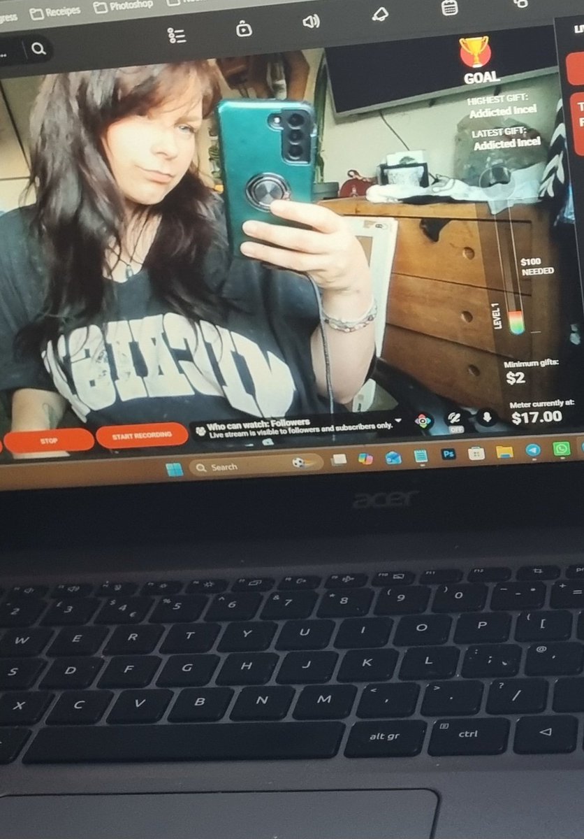 GoddessNeveah's tweet photo. Live of LF 
😘😘😘

Come and bow where you belong little wallet, let me drain you

Loyalfans findom ukfindom goddessworship ukfeet https://t.co/QSRFYsGFd1