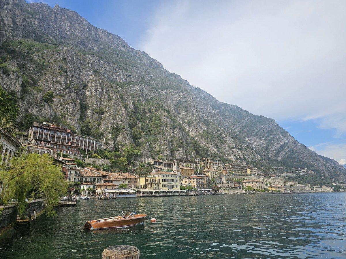 izrailit's tweet photo. Limone sul Garda. https://t.co/KLzjSh8t6B