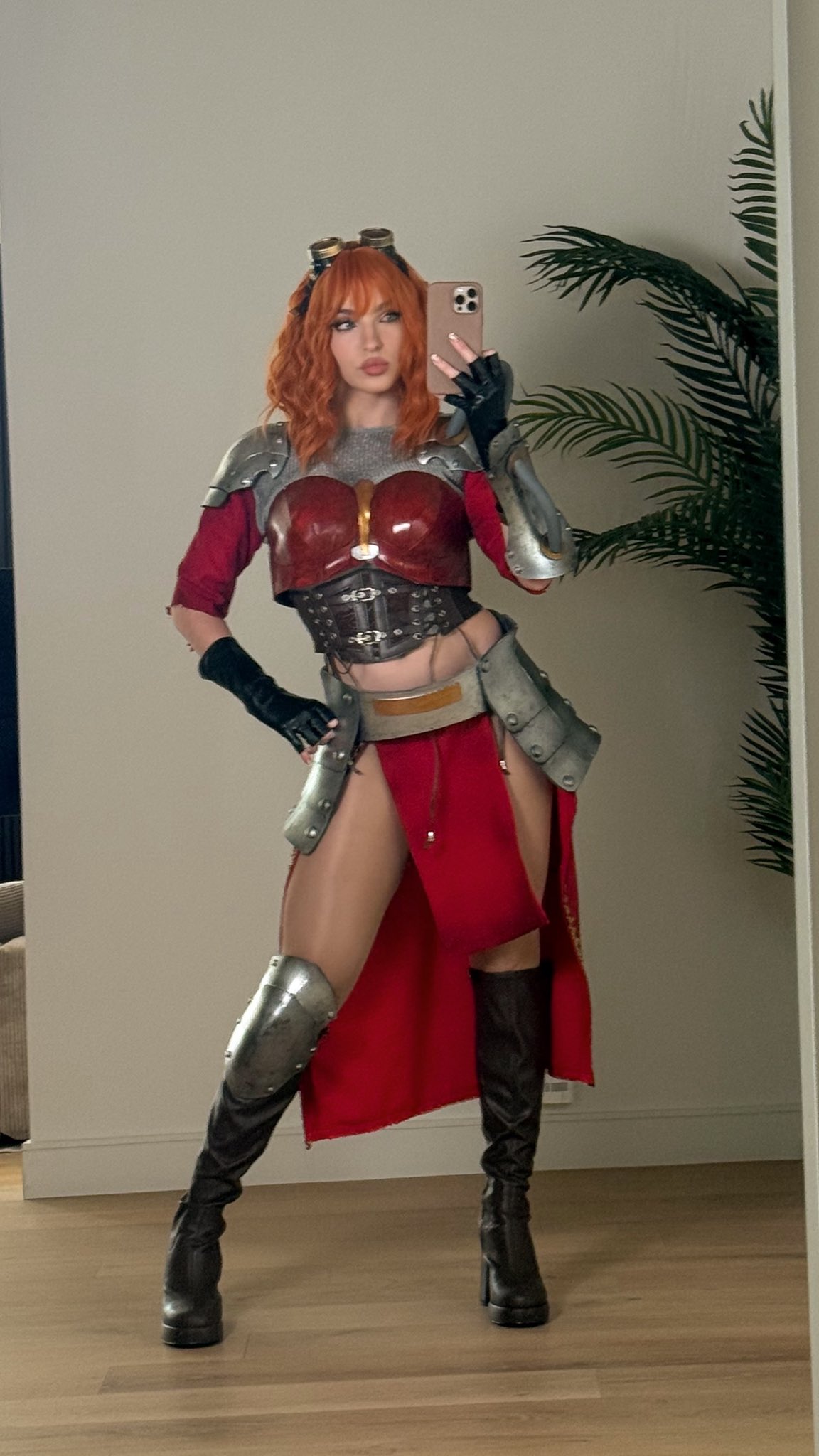 1 pic. Any MTG fans? Here’s my Chandra cosplay <3 #chandranalaar #mtg #magicthegathering https://t.co/hxOevCpxIM