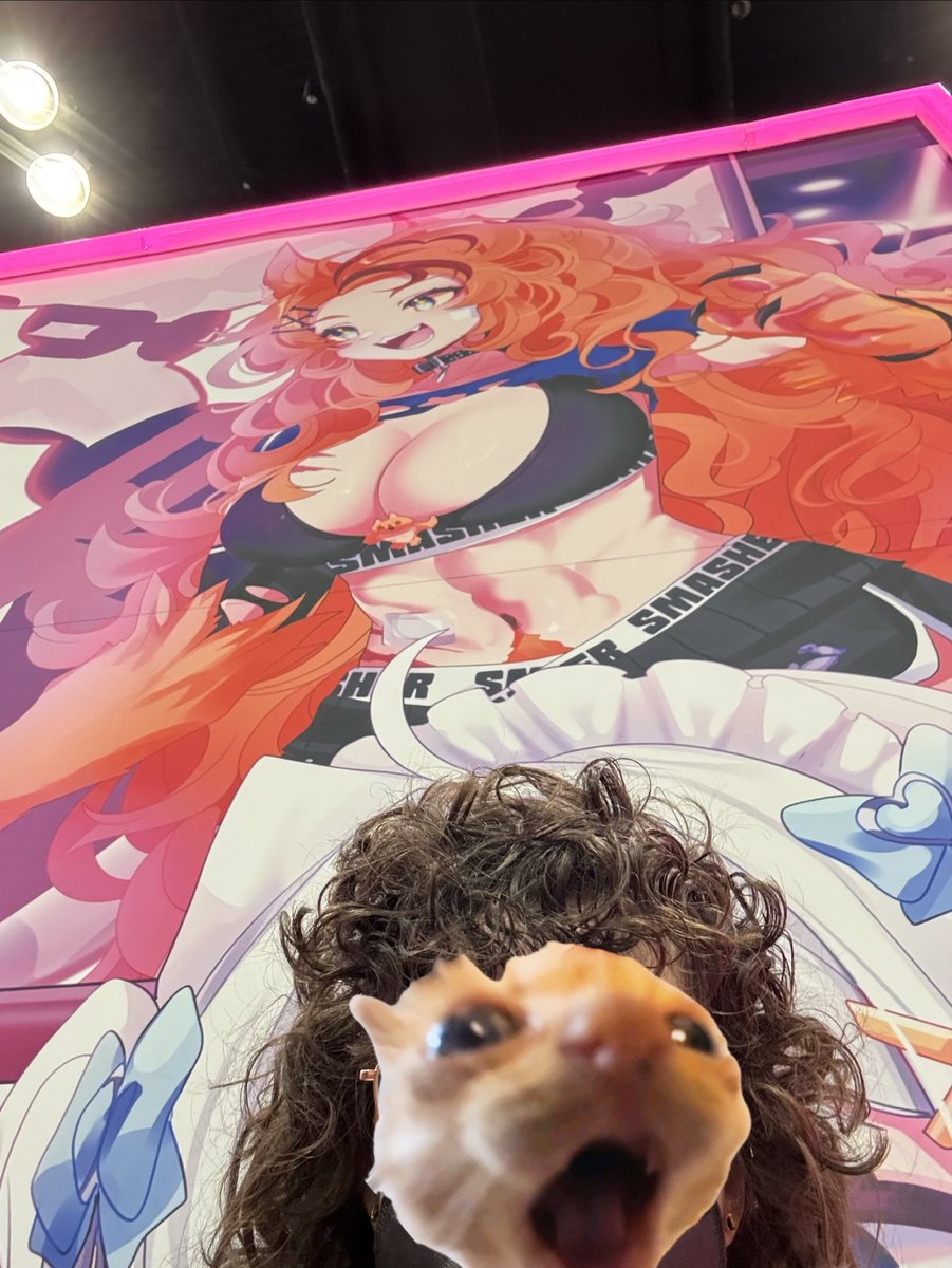 Buffpup_'s tweet photo. Omg I had so much fun - thank you everyone who came and said hi 😭🧡🧡 https://t.co/GJYbdefngc