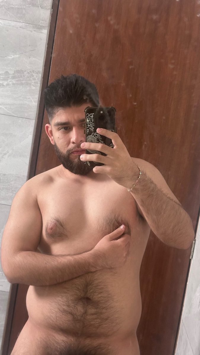 tu_osito_fav's tweet photo. Sigan todos a este hermoso osito 🐻😍🤤 @barbonregio013
En Instagram: https://t.co/fKVfTxRqFm
Más Ositos en Instagram: https://t.co/3ko9beQGWl
#TuOsitoFavorito
#Bear #Instabear #GorditosYBonitos
#BearMexico #Osito #BearsAroundTheWorld
#HairyMen #Beards #Gaybear https://t.co/j9HgsVaTVr