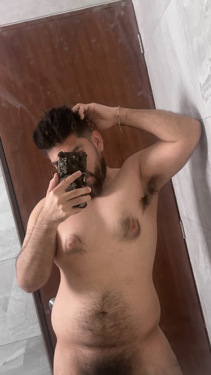 tu_osito_fav's tweet photo. Sigan todos a este hermoso osito 🐻😍🤤 @barbonregio013
En Instagram: https://t.co/fKVfTxRqFm
Más Ositos en Instagram: https://t.co/3ko9beQGWl
#TuOsitoFavorito
#Bear #Instabear #GorditosYBonitos
#BearMexico #Osito #BearsAroundTheWorld
#HairyMen #Beards #Gaybear https://t.co/j9HgsVaTVr