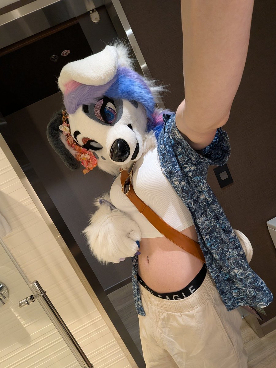 zoeydogy's tweet photo. Wandering AC catch me outside https://t.co/wic3NFGitc