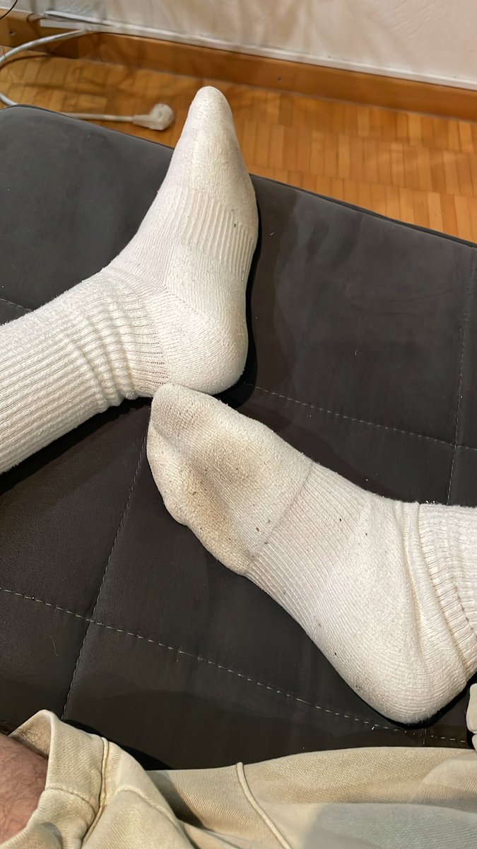 masterboyno1's tweet photo. I know you would beg for those stinky socks 😂😂😈💦 https://t.co/QF6BCmb7t3