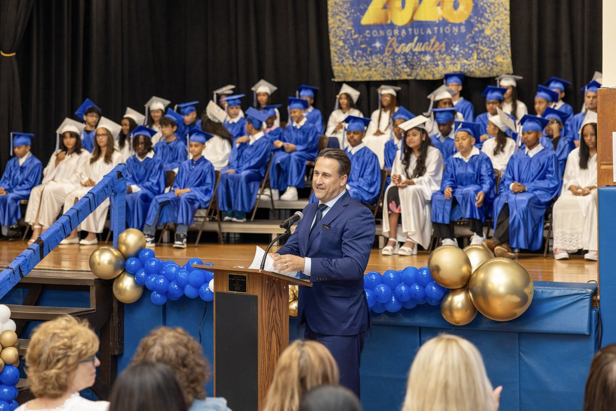 VS24District's tweet photo. VALLEY STREAM 24 SCHOOL DISTRICTS CONGRATULATES ITS 2026 GRADUATING CLASS

Valley Stream Union Free School District 24 proudly celebrated the achievements of its 2026 graduating classes during commencement ceremonies held this June. #MakeTheConnection #InnovatingOurFuture #VS24 https://t.co/LsBSC8x4ib