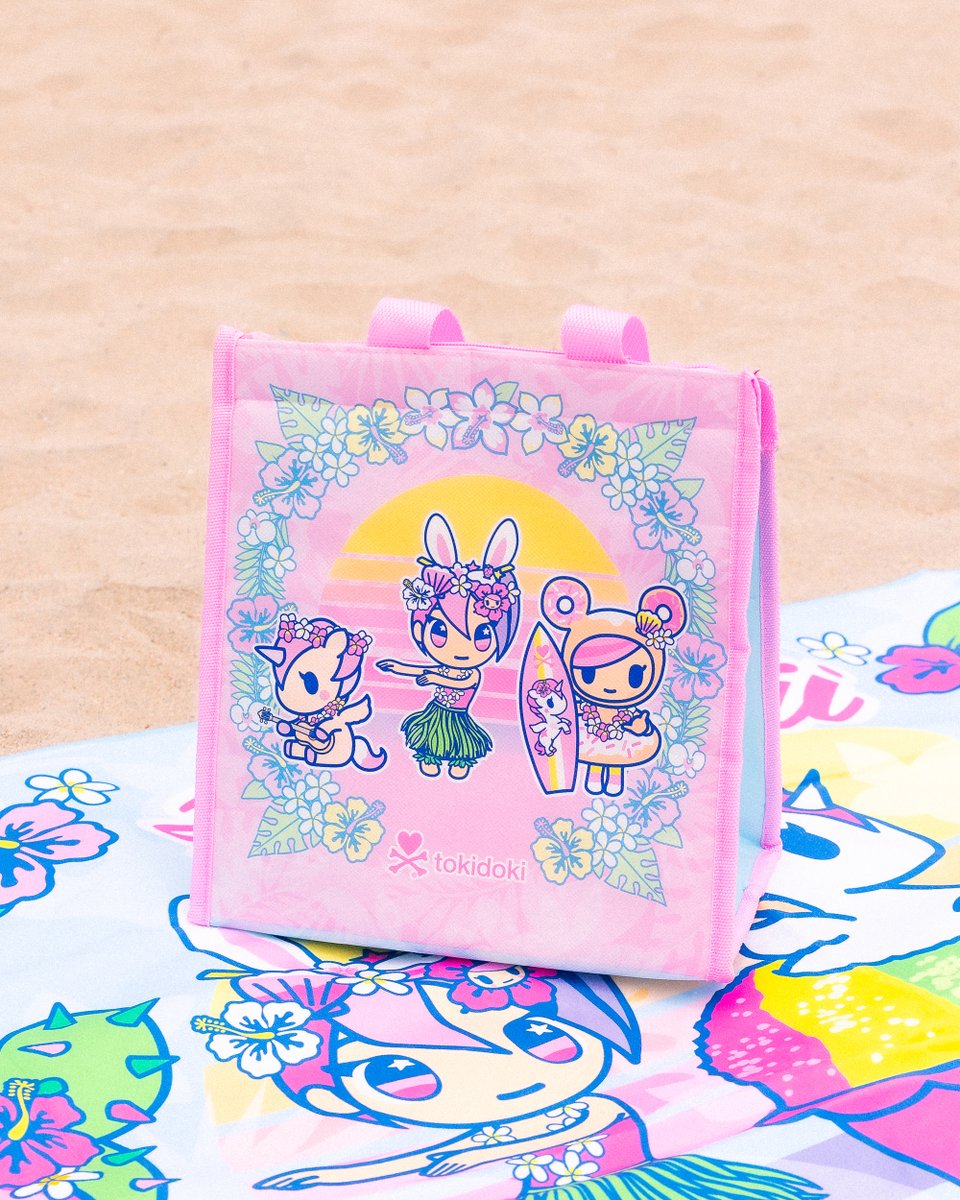 Enjoy the sunshine on the beach with the #tokidoki Hawaiian Ohana