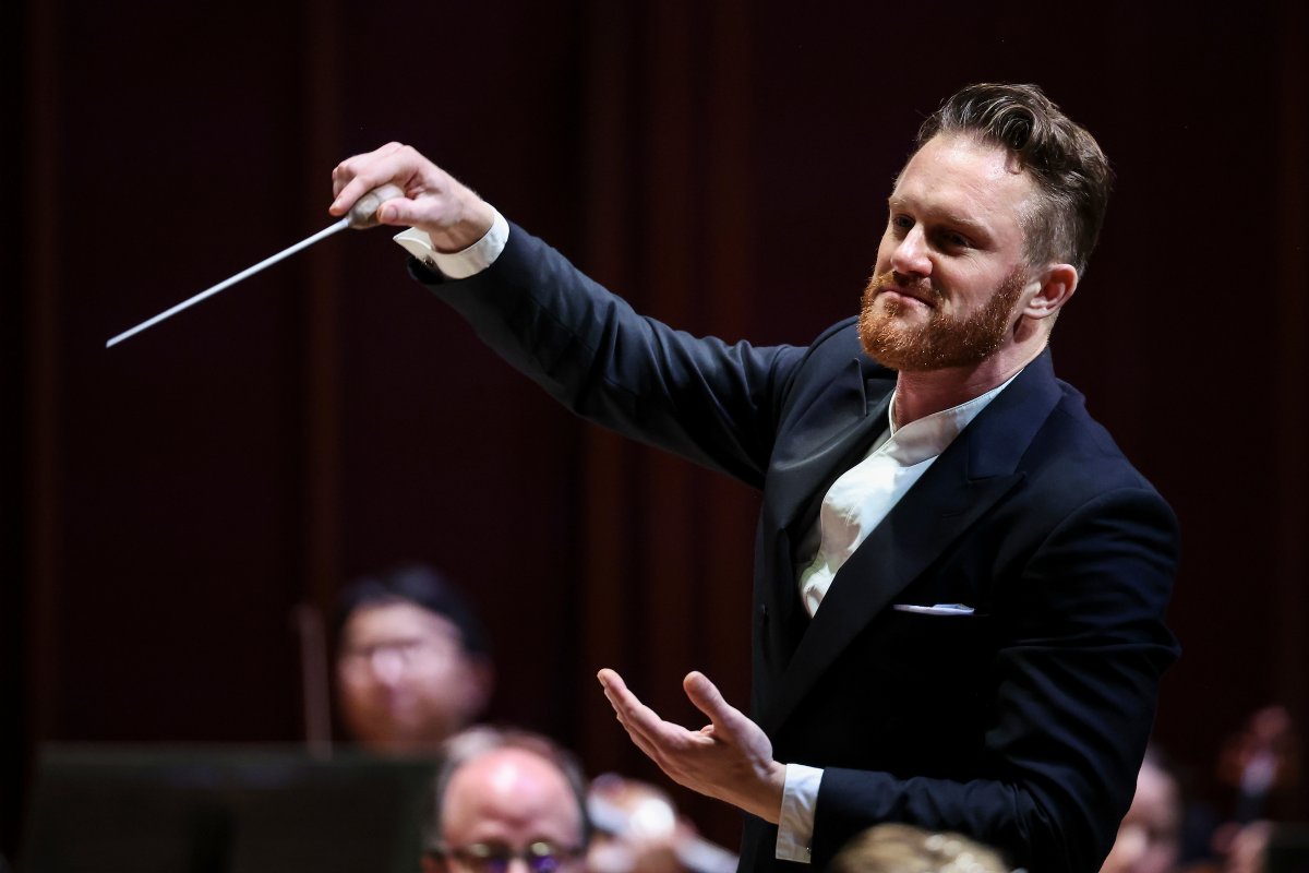 jaxsymphony's tweet photo. Music Director Courtney Lewis is heading into his 12th season with us! We’re grateful for his continued leadership and can’t wait for another incredible season ahead. 2014 ➡️ 2026! https://t.co/DeuXF9x6Gb