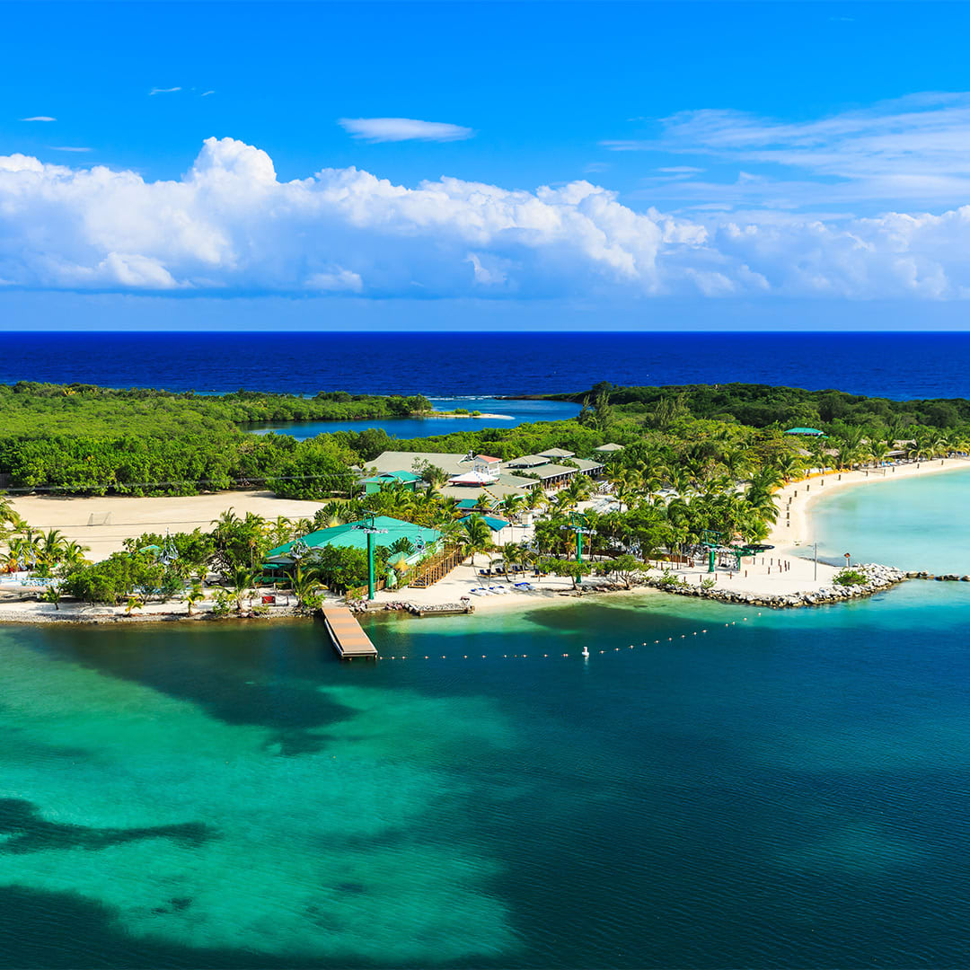 EllenOvercast's tweet photo. Crystal-clear waters, vibrant coral reefs, and laid-back Bay Islands charm await in Roatán! Snorkel the world’s second-largest barrier reef and soak up the Caribbean sunshine. Let's plan your getaway to Honduras! (610) 781-6950 https://t.co/H0PeoYY90M