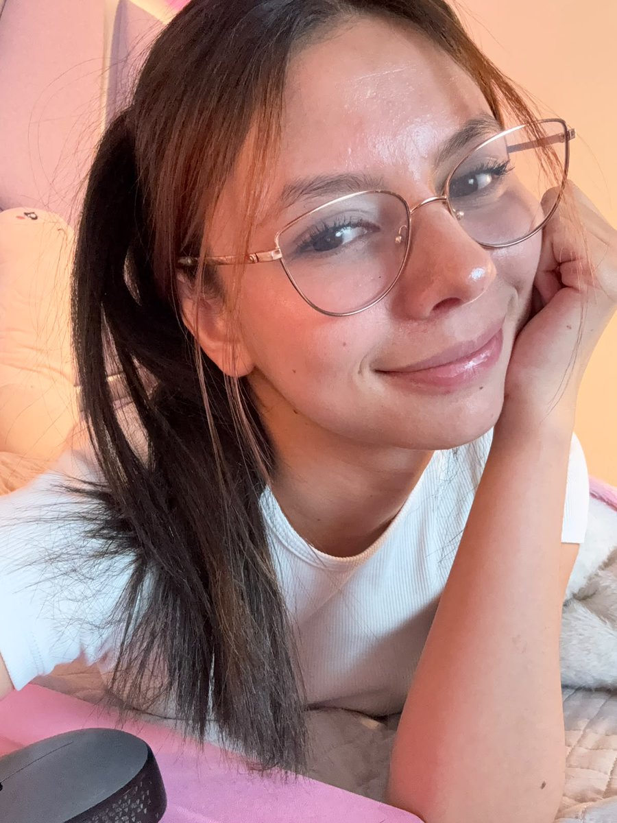 BonneePark's tweet photo. What would you like to do with my ass?  🍑🔥

@stripchat 
https://t.co/uWqXX9CjhV https://t.co/ThGXR6cvQV
