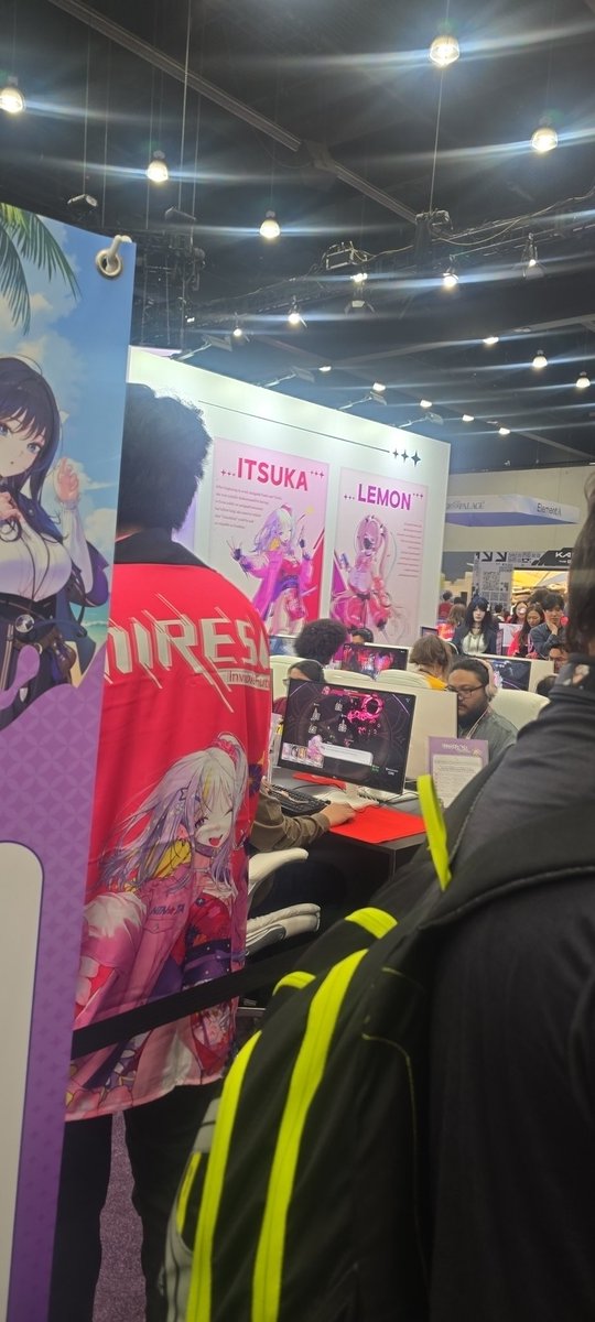 FluffyGamer46's tweet photo. @Miresi_en new game? https://t.co/tQRQBINo7y