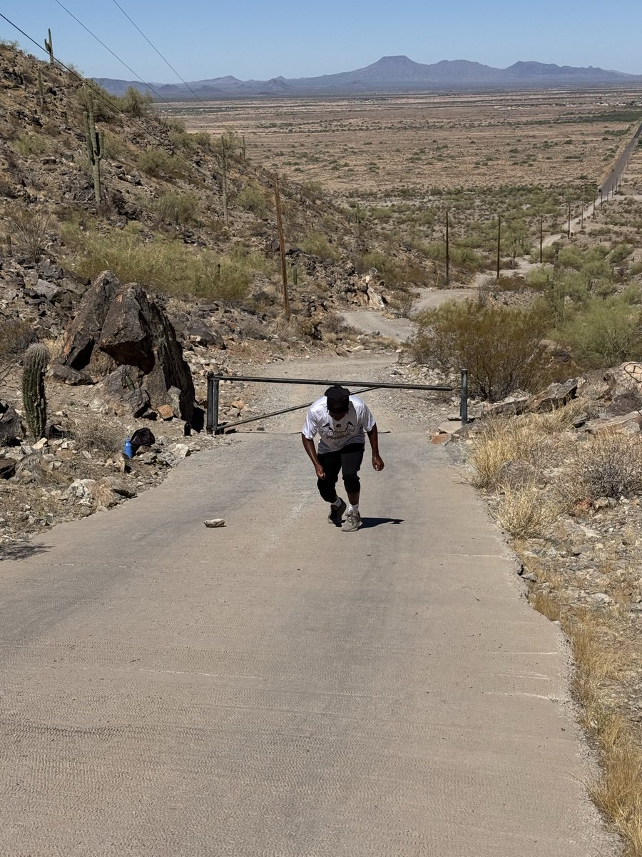 AidenCGlass's tweet photo. Got some HILL work today @coachgbell619 #Grindin @DSHSFootball @Offseason360 @CoachWehle #dialin https://t.co/QRxSbdMSHd