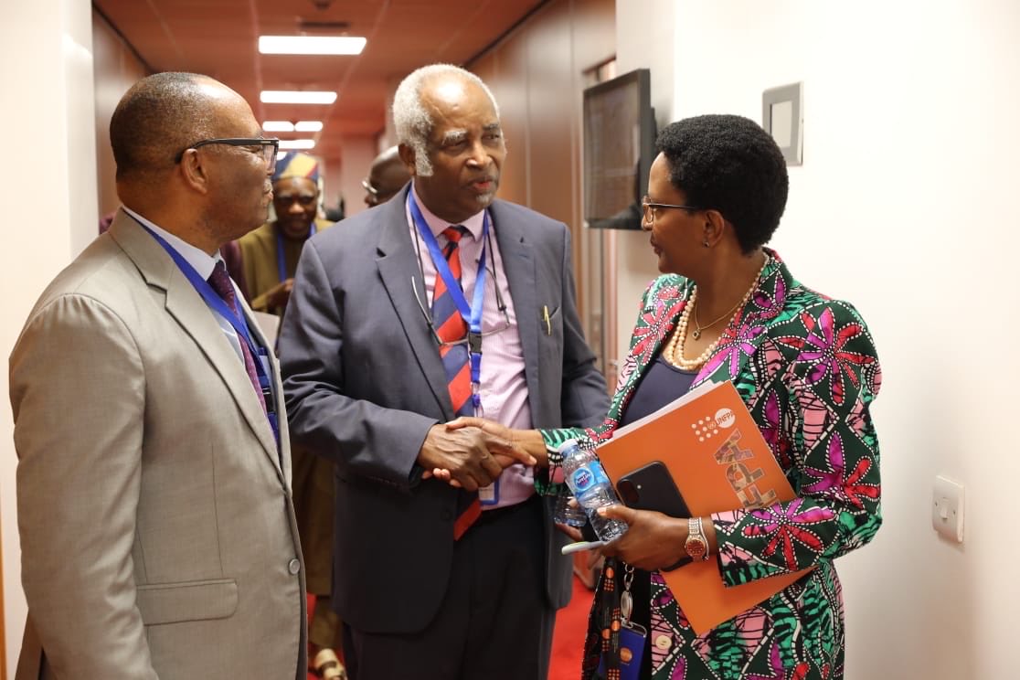 muriel_mafico's tweet photo. Delighted to meet members of the Association for the Advancement of #Family #Planning, a prominent national coalition of over 50 civil society organizations and advocates dedicated to #reproductive, #maternal, and sexual health.  

Such a privilege to partner with a group of experts whose insights continue to shape reproductive health in #Nigeria🇳🇬