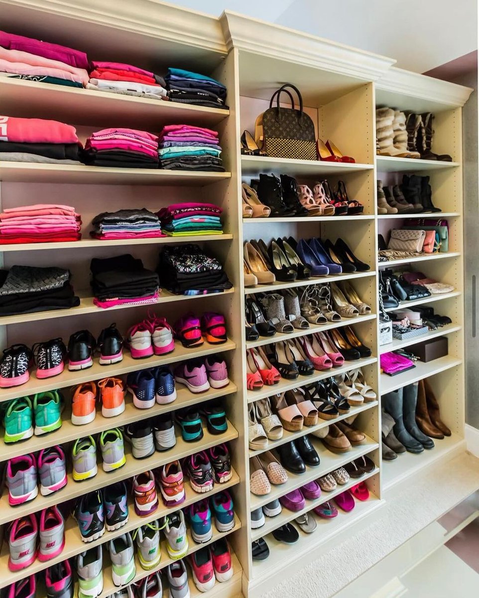 ClosetsByDesign's tweet photo. Organized sole-mates! ✨👠😍 Do you need better shoe storage? Get inspired by these fabulous closets!
#ClosetsbyDesign #HomeOrganizers #CustomStorage #GetOrganized #ShoeCloset https://t.co/EXDd8hBoRC
