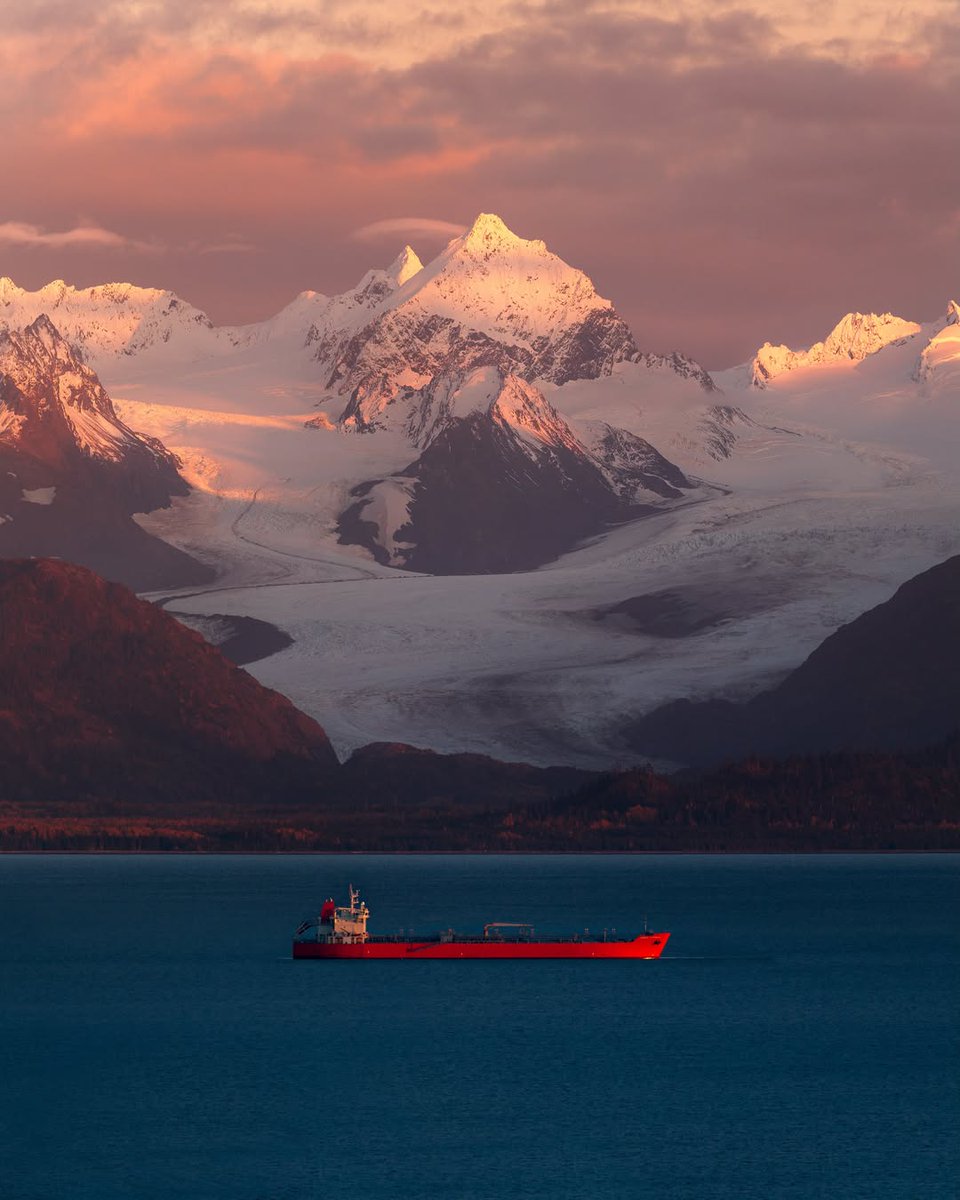 worldclick56's tweet photo. Evening in Alaska 🇺🇲 https://t.co/fqDz4SluoL