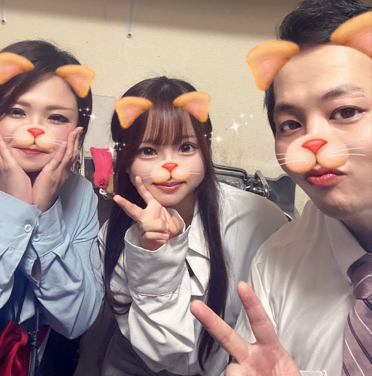 you_12_4's tweet photo. 退勤しました！

久しぶりの方も初めましての方も
ドリンクにショットいっぱい
ありがとう🫶🏻🥂

また今日ね🤗ྀི
店長と可愛いののちゃん@nono_resta と
撮ったよー📸笑 https://t.co/JwdmsmyxhA