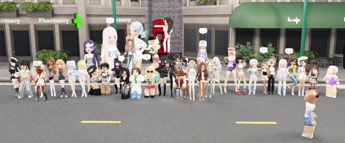ryzieisq's tweet photo. TY FOR ATTENDING THE SYAA DEBUT SHOW https://t.co/eKfflmPBcW