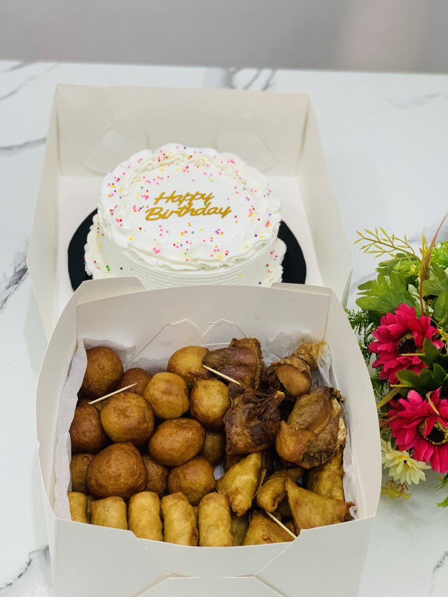 IyaCakeNmore's tweet photo. Who’s celebrating a birthday this July? 🥳
Make your special day even sweeter with this delicious birthday combo for just 30,000!
Perfect for celebrating with family and friends. Don’t wait until the last minute, place your order now and let’s make your big day unforgettable!
Yummy goodness guaranteed. 😋

@nosafk @MadProfitGuy @gs_otis @FavorGrace90 @anianimates @Ola_Akin_