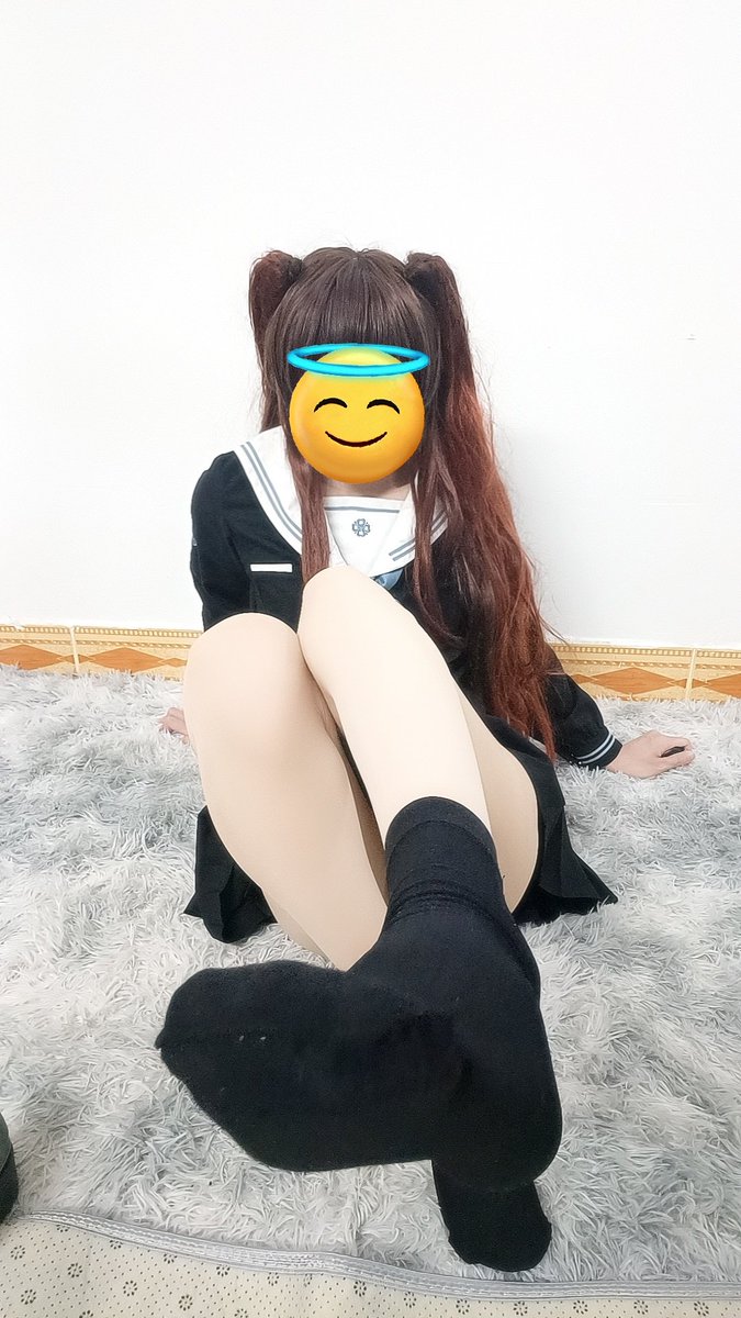 flicker_2333's tweet photo. #男娘 #jk 
没用的唧唧被黑巧克力踩就知足吧🤬🤬🤬 https://t.co/dBur8ePF9v