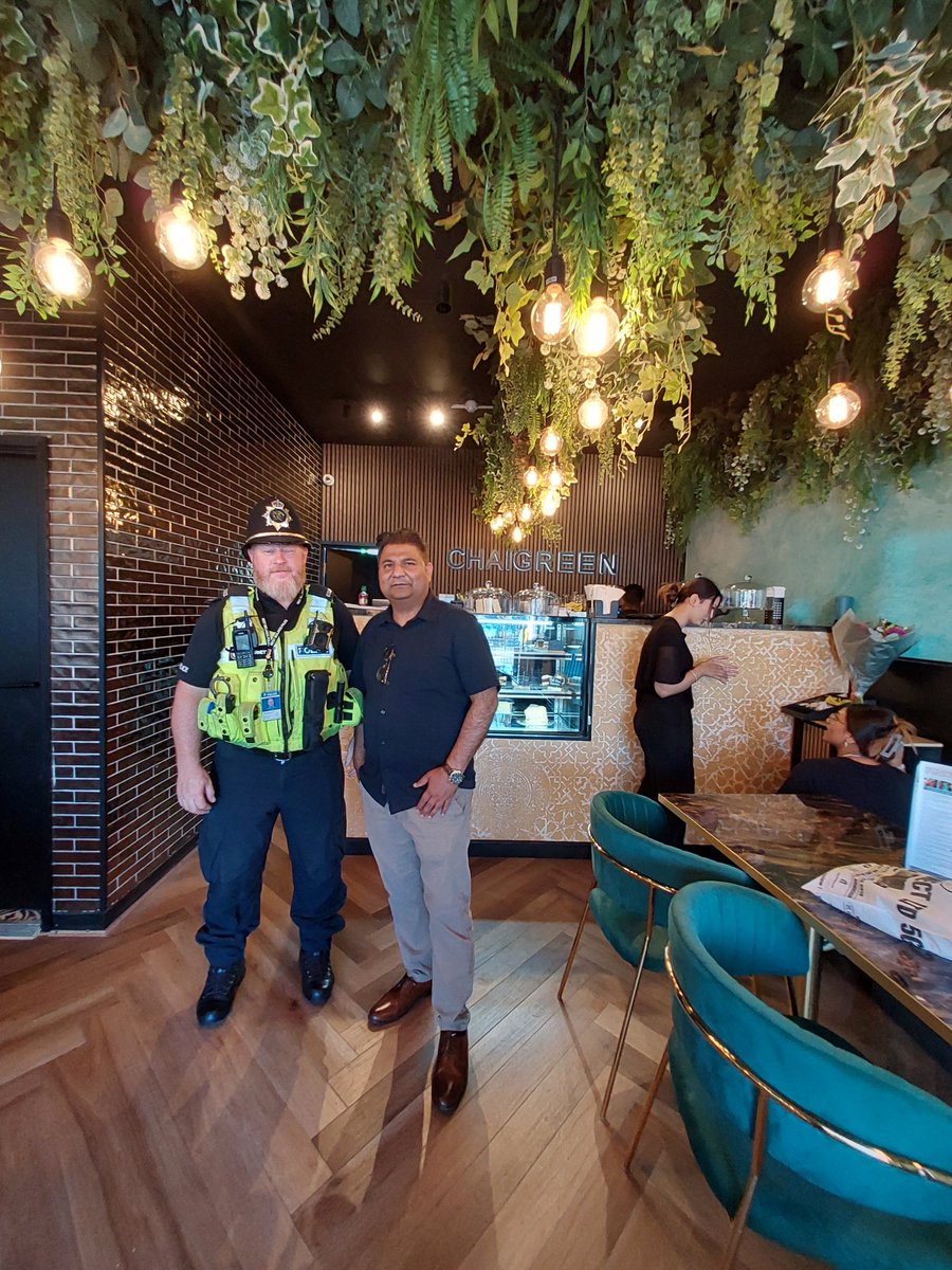 SmethwickWMP's tweet photo. Welcoming new business at the opening of CHAI GREEN, Capehill good luck ๐ Looking forward to #Cuppawithacopper @pate99380 @WMPolice @sandwellcouncil #ChaiGreen #Opening @5gconnectltd @JalalMohammed @RMuflihi #NeighbourhoodPolicing https://t.co/P4xRaZw5sk