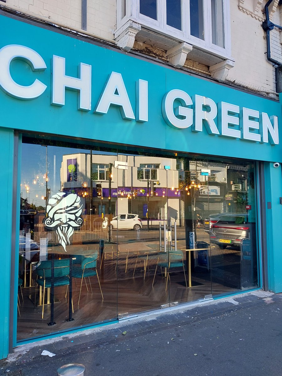 SmethwickWMP's tweet photo. Welcoming new business at the opening of CHAI GREEN, Capehill good luck ๐ Looking forward to #Cuppawithacopper @pate99380 @WMPolice @sandwellcouncil #ChaiGreen #Opening @5gconnectltd @JalalMohammed @RMuflihi #NeighbourhoodPolicing https://t.co/P4xRaZw5sk