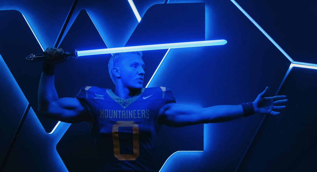 BroncsBaker's tweet photo. Take me home. 🔵🟡. HARD EDGE @WVUfootball @WVUfootball @BrandonHuffman https://t.co/lncOOT0r9N
