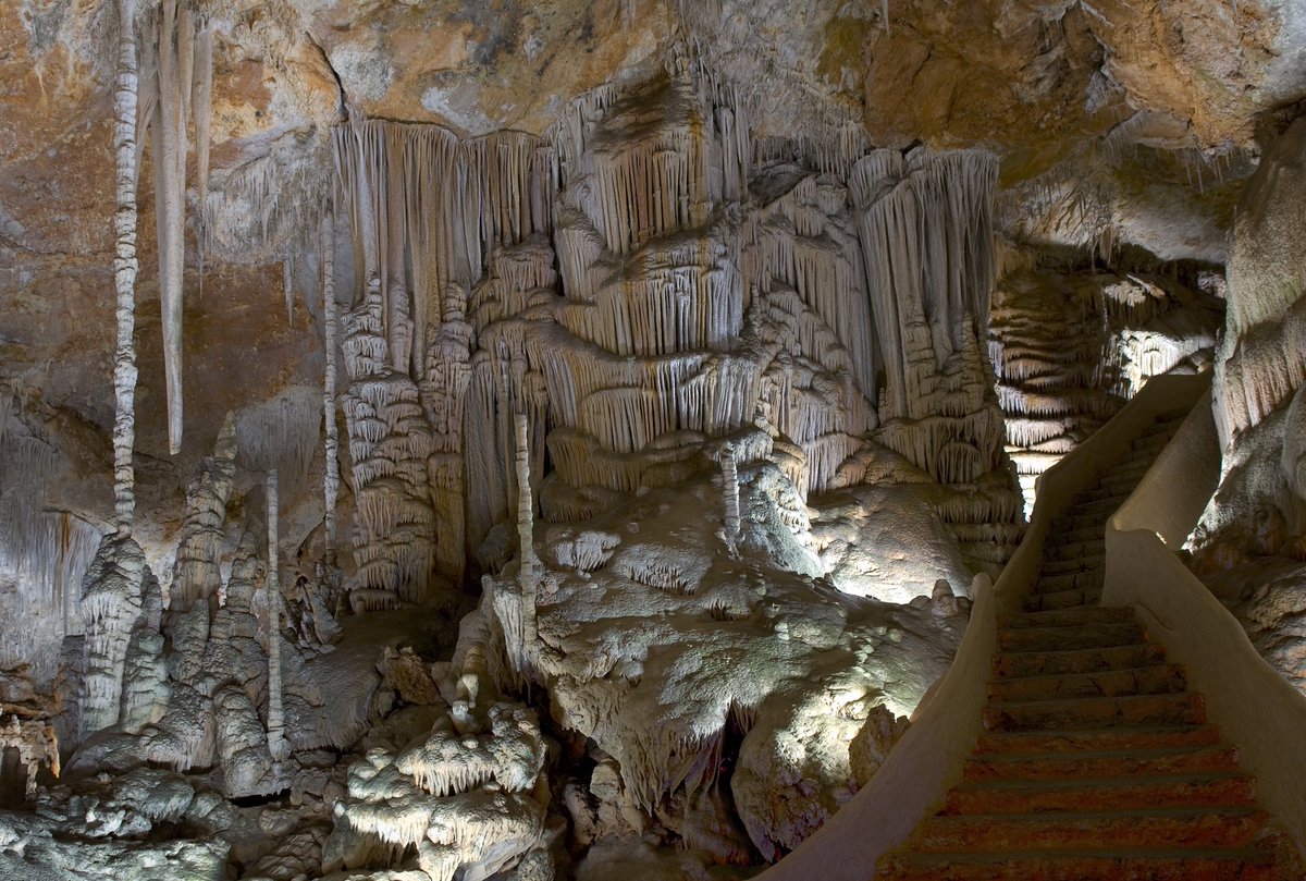 Cuevastur's tweet photo. Y si te dejáramos algunas razones para visitar las #Cuevas y #MinasTurísticas este #findesemana? Y todo ello, sin palabras 😶
https://t.co/3THkMGnHts
#ACTE https://t.co/ofd2LUYNBp