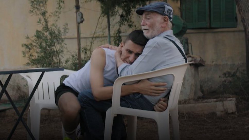 sotirischaral's tweet photo. 📺 Τελικά, η πραγματική «ηλιαχτίδα» του χωριού δεν ήταν ο κ. Γιώργος, όπως όλοι θεωρούσαμε, αλλά ο κυρ Ηλίας…

#topaidi https://t.co/uhPphr9UTb