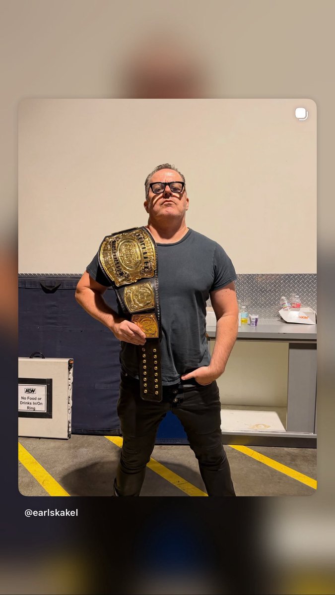 EarlSkakel's tweet photo. AEW 4 Life @thunderrosa22 is THE BEST @AEW is AMAZING https://t.co/U2hpntu7M0