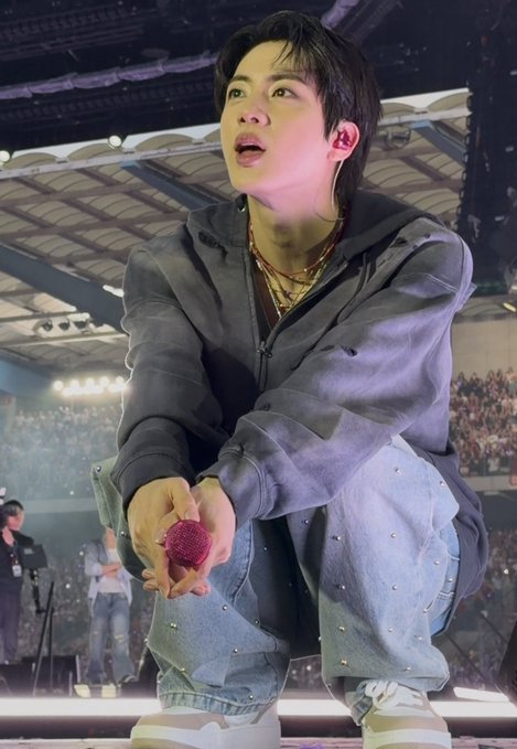 Yukine⁷ saw BTSᴮᴱAᴘᴘᴀᴷᴼᴵ |-/🜲 tweet media