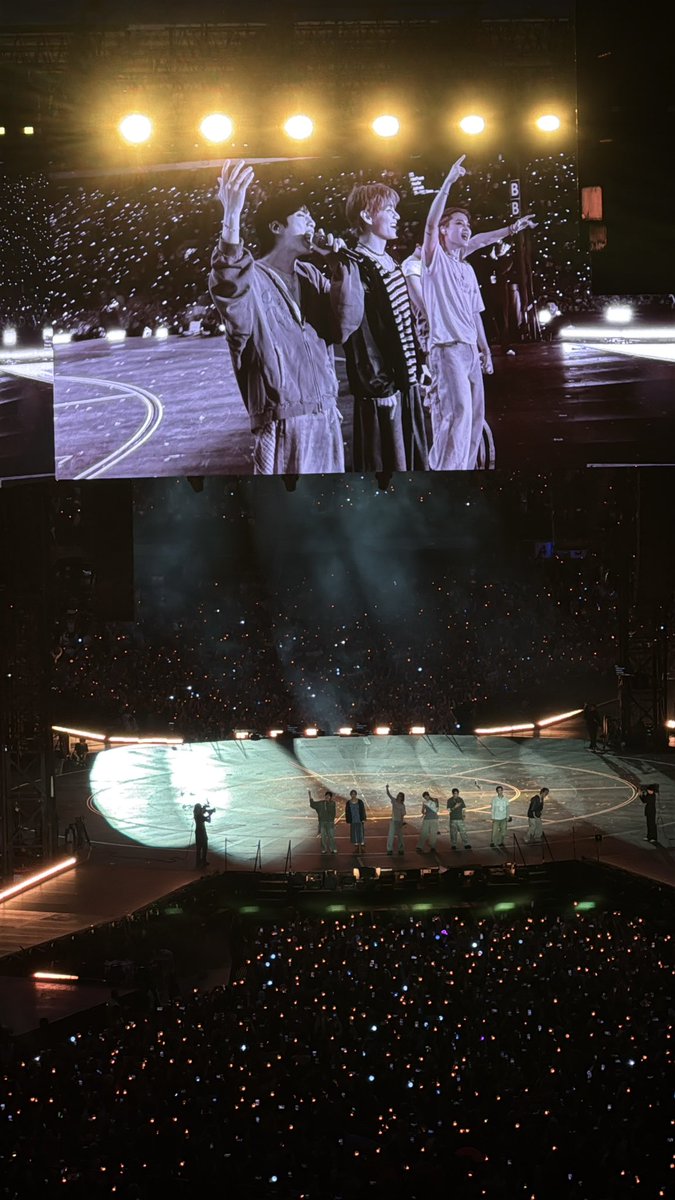 moonsjhope's tweet photo. my seven 💜💜 https://t.co/PZ9BkDaAtS