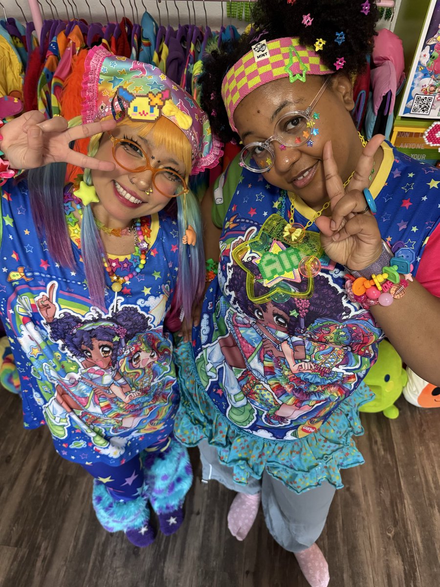 cybr.grl 🌈 rainbow decora idol in training tweet media