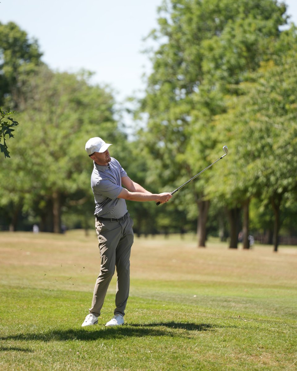 ThePGA's tweet photo. The action is reaching its climax at @WGCcourse for the Glazerite Trophy.

With the leaderboard taking shape and every shot counting, it's all to play for as the Sprint Series battle heads towards its conclusion.

Follow the live scoring via the link https://t.co/YSTQtAam9z

@GlazeriteLtd 
@PGAMidlands
