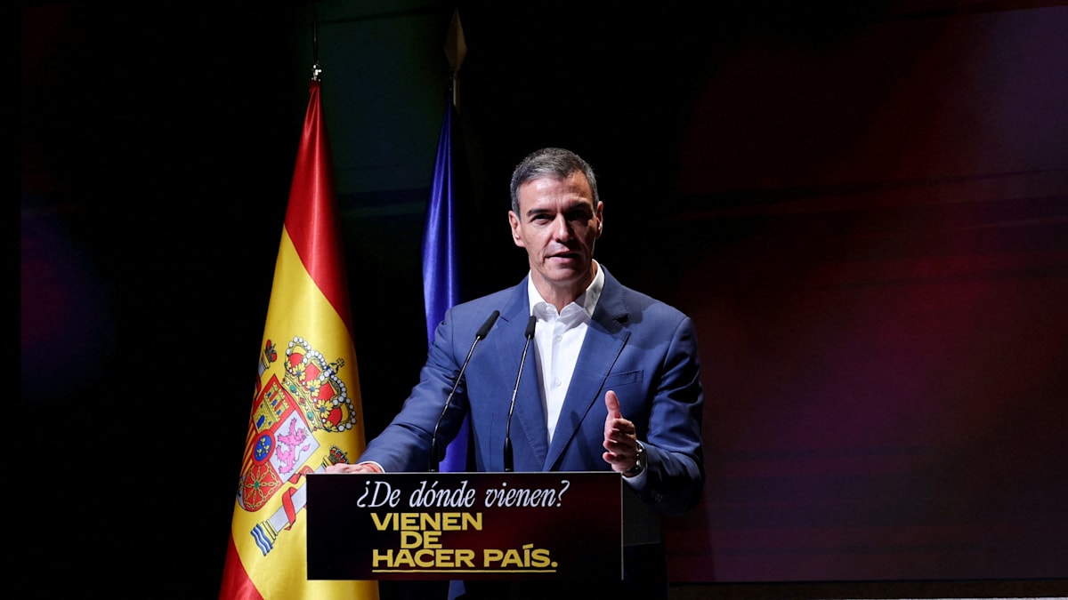 welt's tweet photo. 1.174.97 Migranten beantragten Aufenthaltstitel in Spanien – mehr als die Hälfte bereits bearbeitet https://t.co/5KFOBWp21H https://t.co/pMEm83iNM3