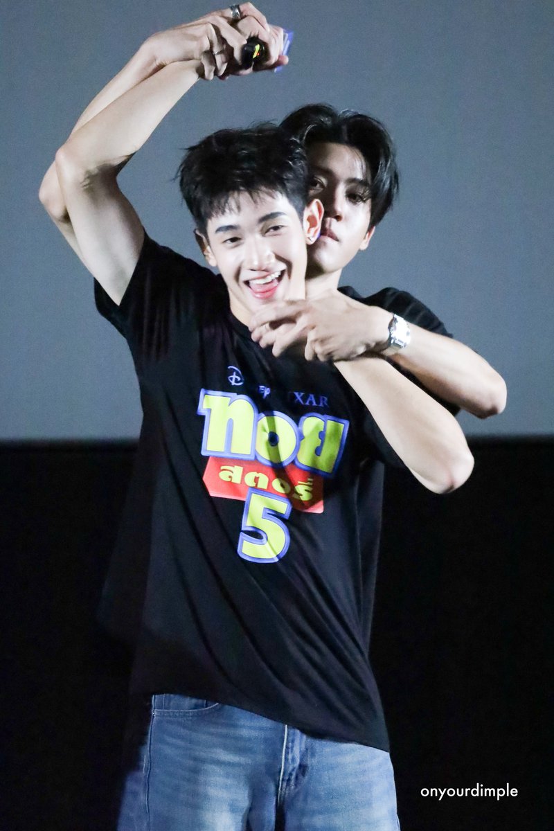 onyourdimple's tweet photo. พี่ชายป้อนป้อนทั้งสอง สำเนาถูกต้อง! 😆🐒

TOY STORY 5 X AMPG

#SFxAlmondProgress
#Almondbabybigboy
#ProgressPassawish https://t.co/TlwYb4XOOj