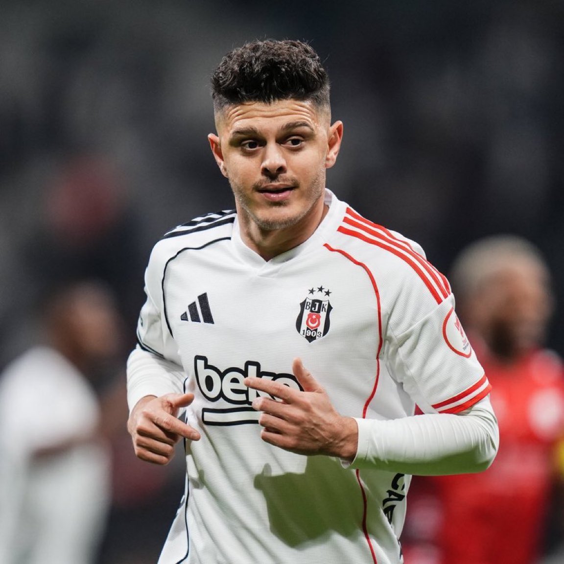 kartlnasaletijk's tweet photo. Milot Rashica, Beşiktaş’ta kendini göstermeyi çok istiyor. (Mustafa Karataş) https://t.co/4ay2oENJzy