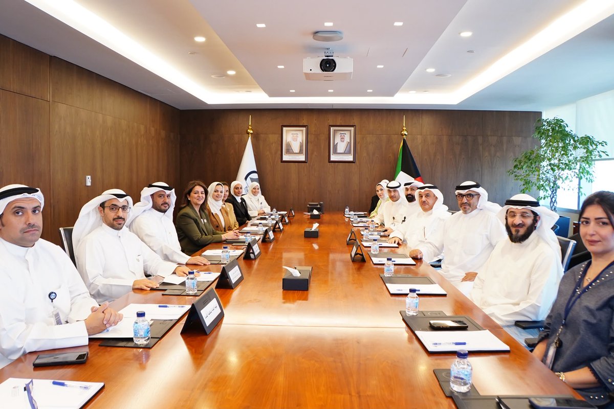 kuna_en's tweet photo. #Kuwait Financial Intelligence Unit &amp; Nazaha discuss enhancing cooperation &amp; exchanging expertise in the field of anti-money laundering &amp; combating terrorist financing

https://t.co/uK8MTCK4yP

#KUNA https://t.co/HIIDI4wsX1