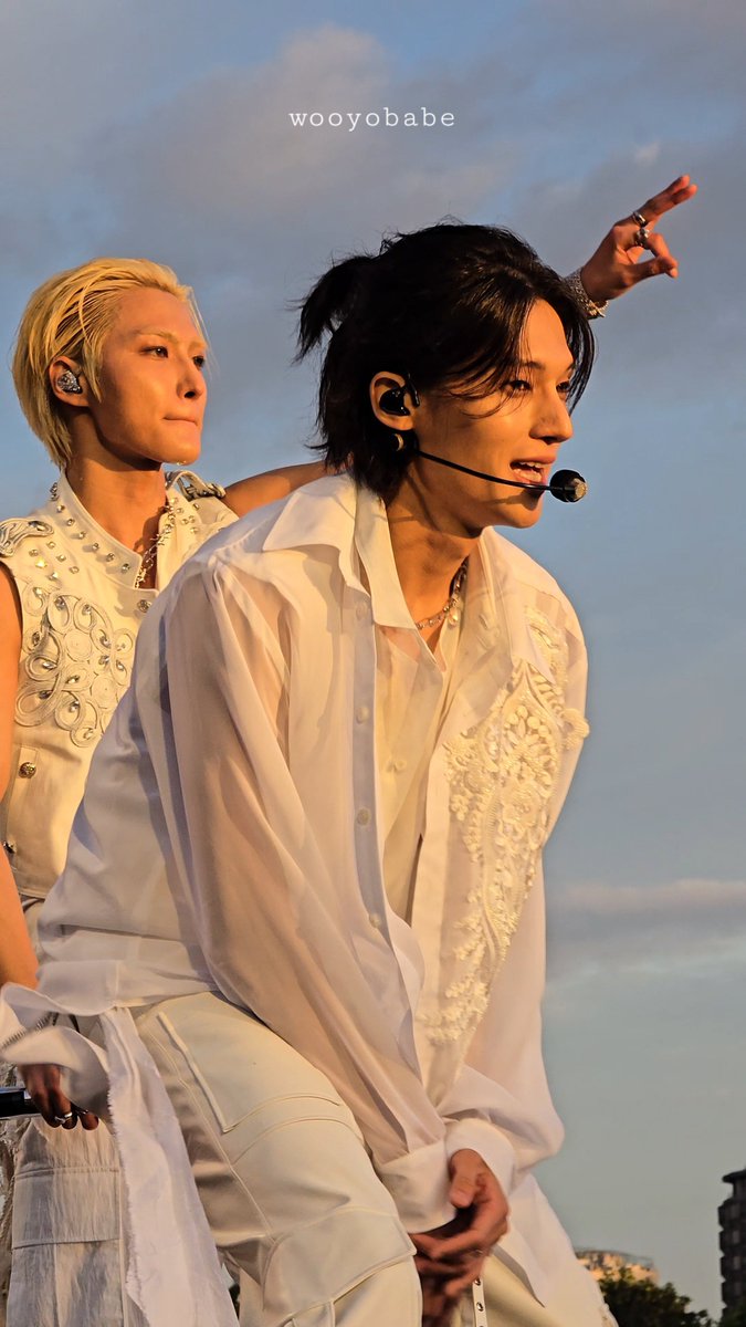 260628 golden boys under the golden sun #WOOYOUNG #SAN #Ateez