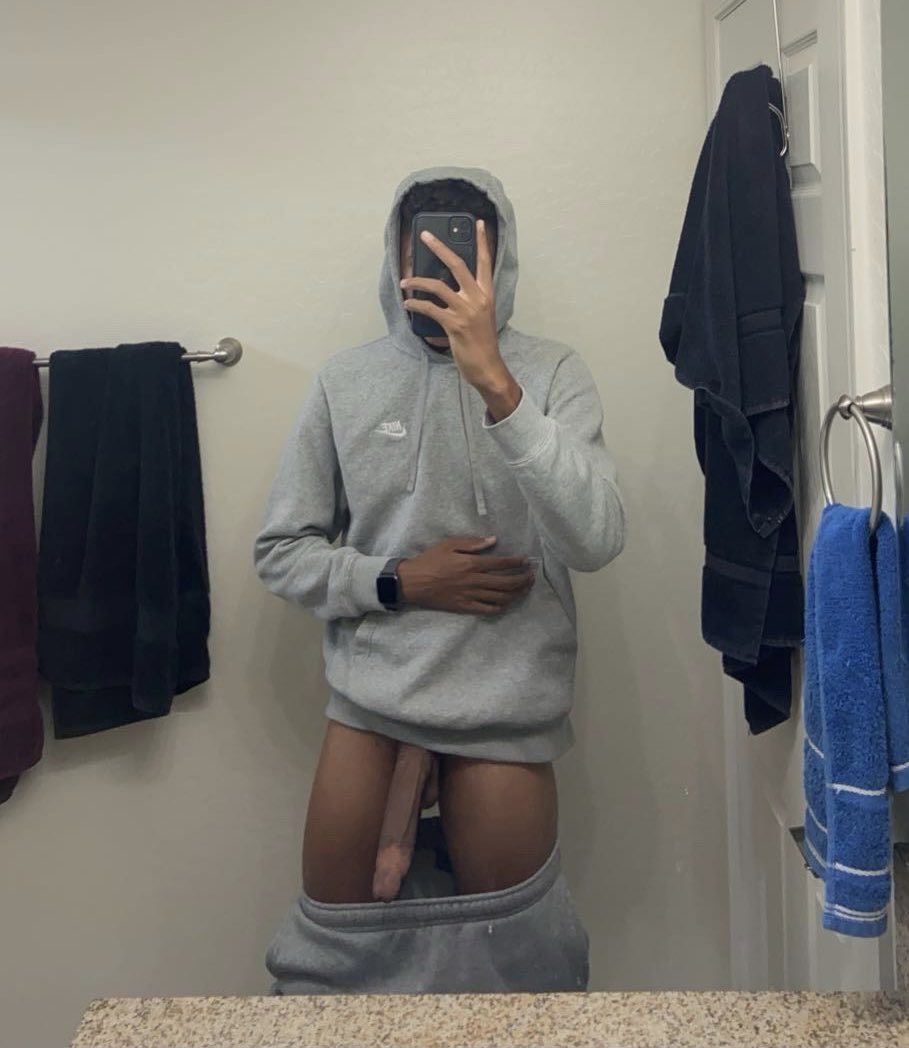 Dtownsav0's tweet photo. Is my mirror dirty?

#azfreaks #bbc #az #cali #wataa vcs https://t.co/SpBwj3SQ1w