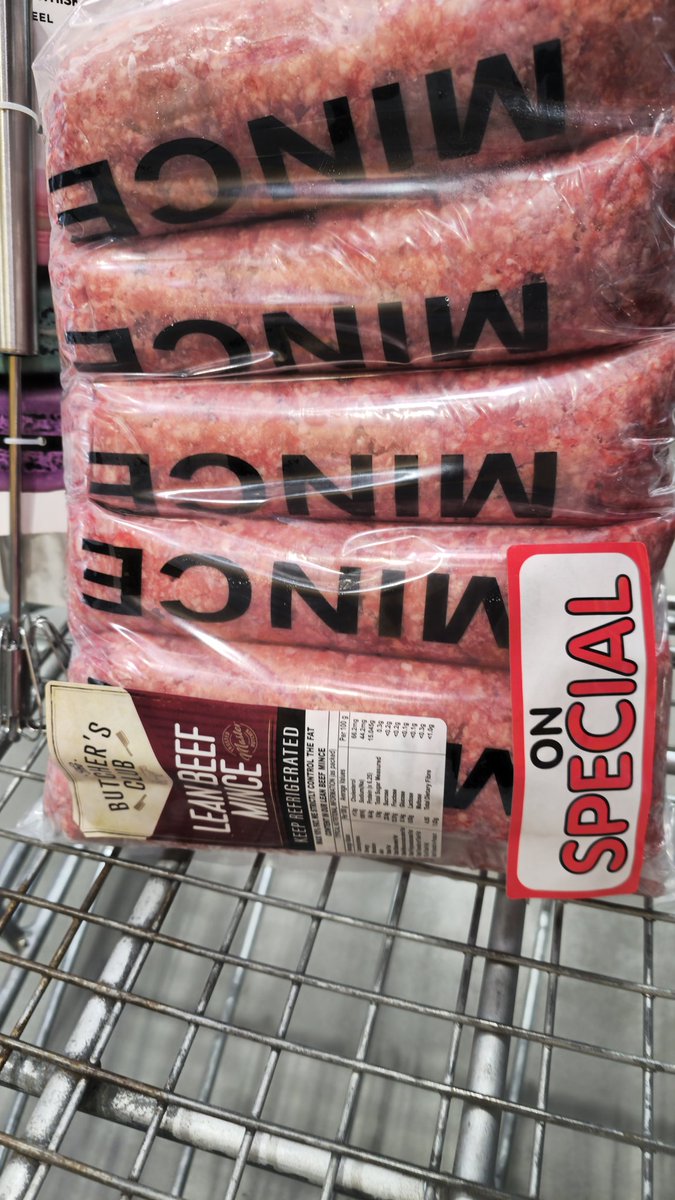 johancoe's tweet photo. @Makro_SA strubens valley, plastic pieces in the mince, they knew someone put the plastic bag in the grinder, and simply sold the mince on special, thus should not be sold Makro!!!! https://t.co/PYz9oSq1cY