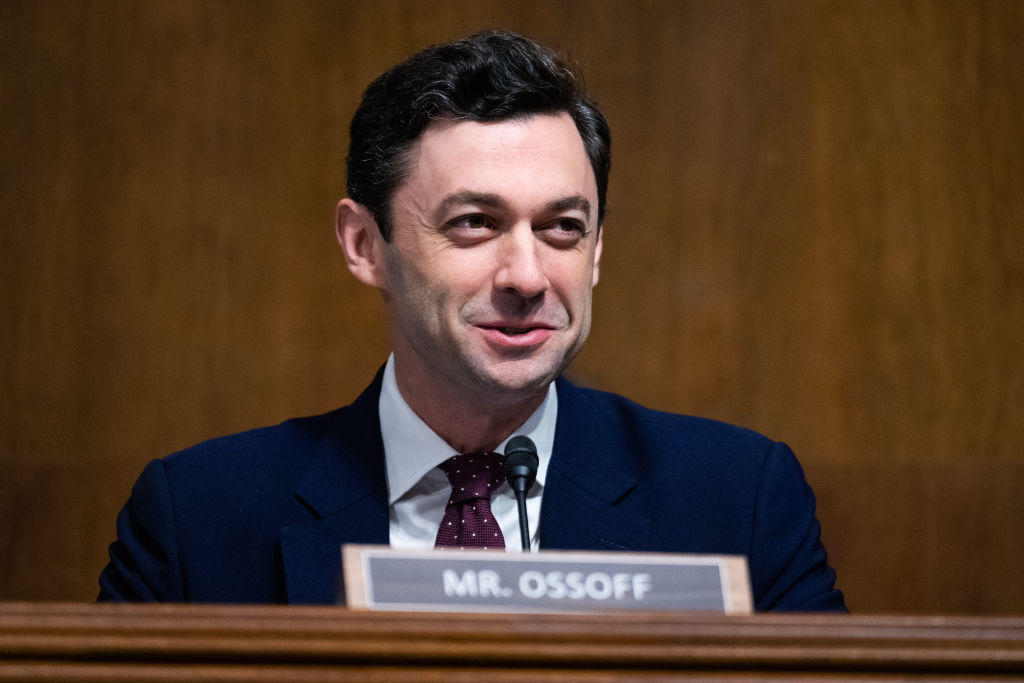 DemocraticWins's tweet photo. BREAKING: New polling just released shows Senator Jon Ossoff DEMOLISHING his Republican opponent Mike Collins by 13 points in a state Donald Trump won in 2024. Ossoff is becoming an electoral juggernaut. https://t.co/sC6CsfZYE2