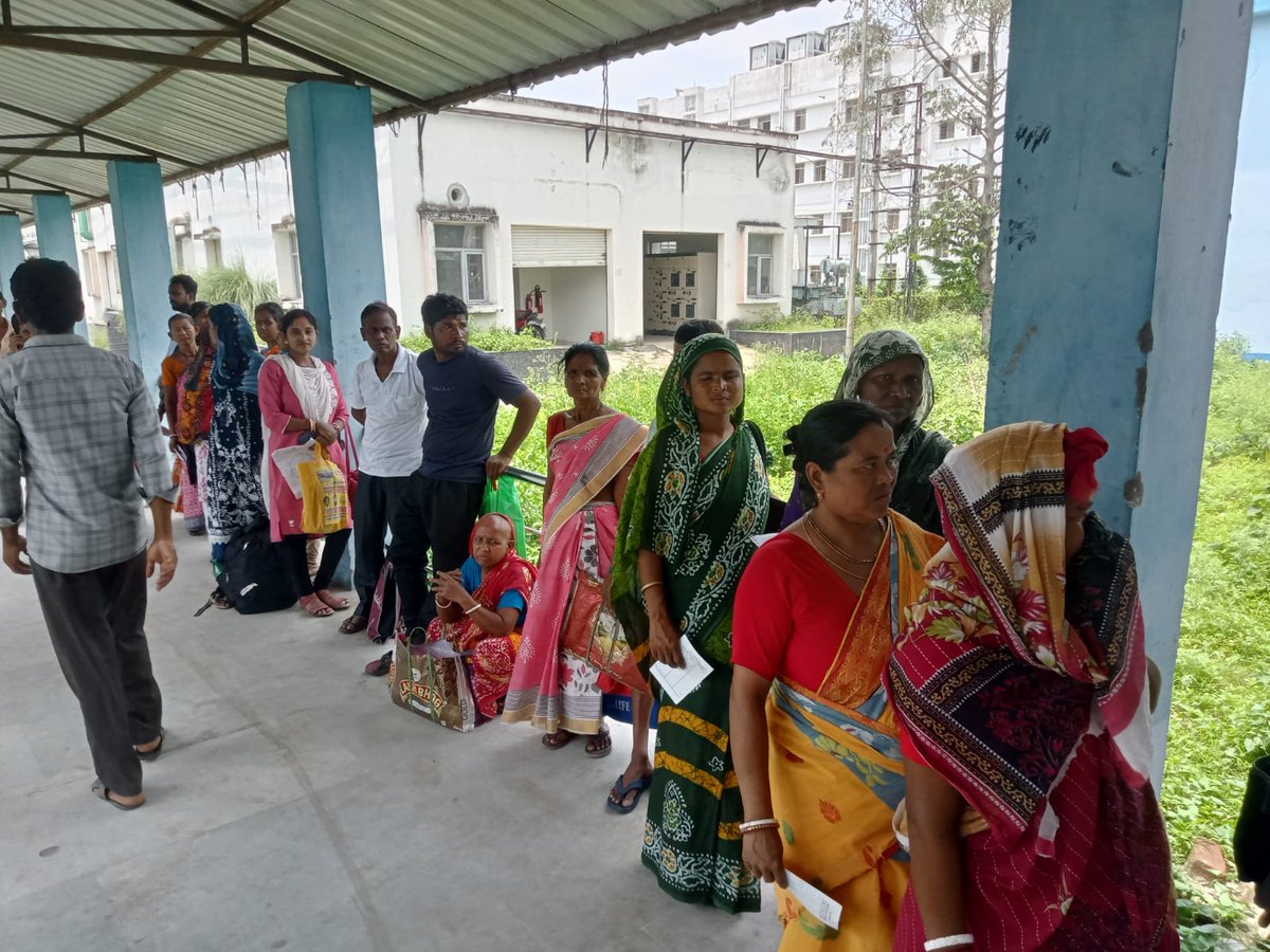 SumitaMk's tweet photo. FREE NUTRITIONAL FOOD DISTRIBUTION 2026-2027
Program no. 04
Venue: Radio Therapy and Integrated Oncology department, 
 North Bengal Medical College and Hospital 
Date: 2026/07/01 https://t.co/0TOoajLynf