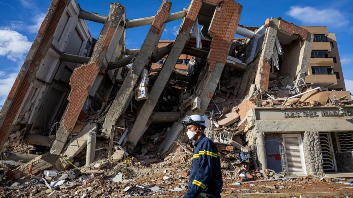 Metallica's tweet photo. In response to the devastating earthquakes that struck Venezuela, AWMH is granting $100,000 in support through longtime partner @directrelief.

While the full scale of the damage is yet to be determined, the United Nations is reporting that up to 6.8 million Venezuelans may be affected, including those displaced or losing access to electricity and water. More than 68,000 people were reported missing within three days of the disaster, and the official death toll is approaching 2,000. 

Direct Relief is preparing medical aid commonly needed after earthquakes, including first-aid supplies, hygiene items for displaced families, medicines used to treat acute injuries, and chronic disease medications for people whose access to routine care may be interrupted.

AWMH’s $100,000 grant will support Direct Relief as the organization continues to respond to requests in the region as they become known.

💙 Learn more and join us in lending support at https://t.co/2P2Laz3g1r.   

📸 Maryorin Mendez, AFP

#MetallicaGivesBack #AWMH