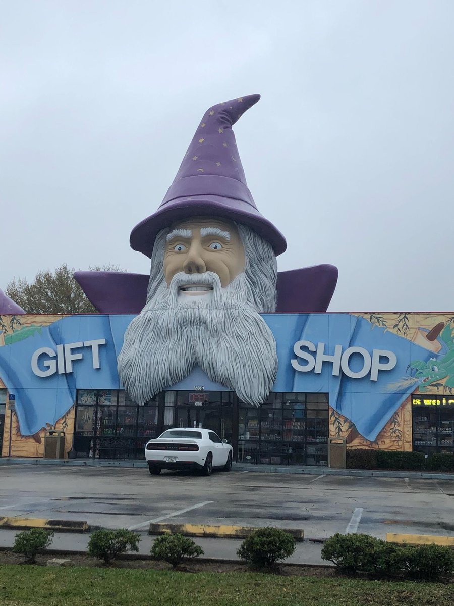 gregthesorcerer's tweet photo. I don’t care what the HOA says I’m installing a giant wizard on top of my house https://t.co/AwN7TZ0A4f