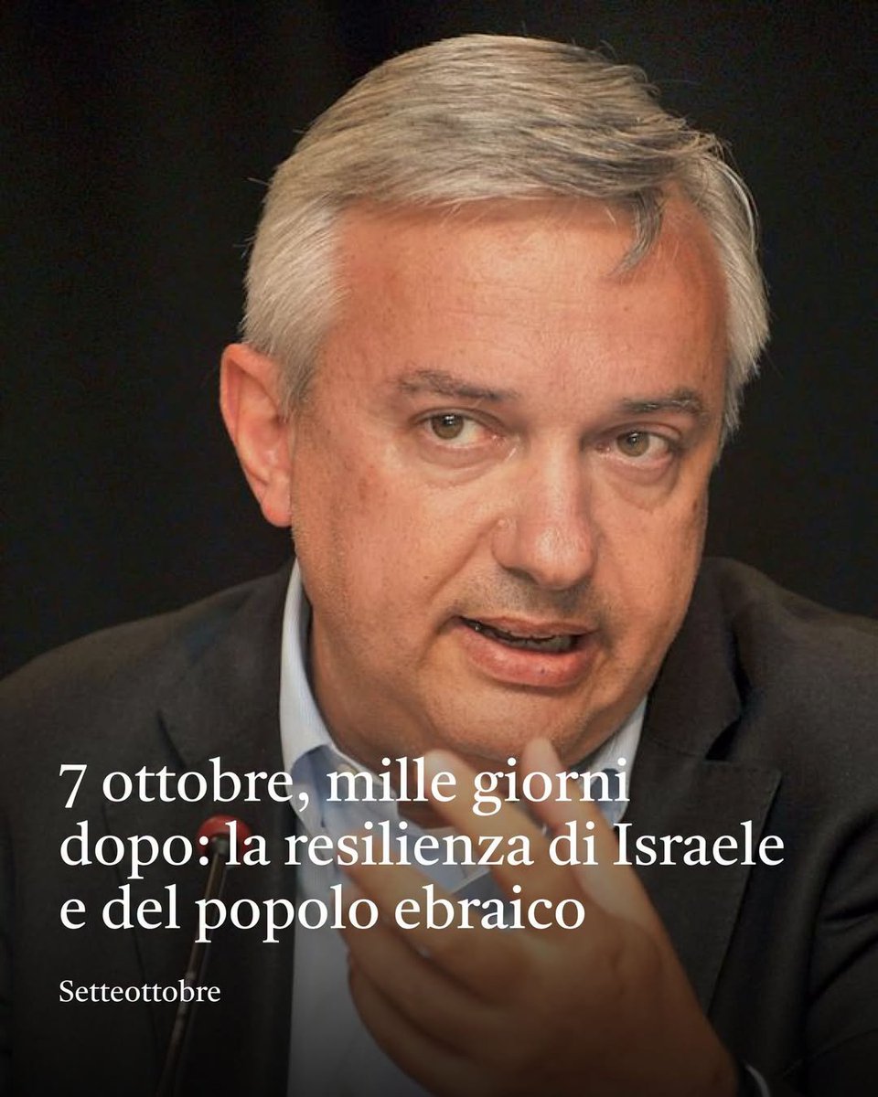 paolomossetti's tweet photo. «Per il fatto stesso di esistere, lo Stato [di Israele] diminuisce la capacità di ricattare, minacciare, impaurire, aggredire gli ebrei. Non per la forza militare di Israele ma per il suo valore morale».

L'associazione Setteottobre ha chiesto a Maurizio Molinari un commento sui mille giorni dall'attacco di Hamas. L'ex direttore del più importante quotidiano di centrosinistra non menziona nemmeno una volta le vittime palestinesi, la destabilizzazione dell'area, l'emigrazione da Israele in crescita, la radicalizzazione israeliana. Una fotografia di quelli che sono stati per anni i rapporti di forza nei nostri media:

«Israele e gli ebrei hanno subito un forte impatto, hanno avuto conseguenze gravi sotto ogni punto di vista, dall’alto numero di vittime in Israele alle aggressioni fisiche e gli attentati in più località della Diaspora. Fino alla valanga di odio sui social network, alimentata dalle bugie. Ma ne sono usciti più forti, dimostrando una resilienza che ha sorpreso i loro nemici e, credo, in parte anche loro stessi...».

«l’indebolimento strategico dell’Iran; la creazione da parte di Israele di fasce di sicurezza lungo i confini con Gaza, Siria e Libano; la superiorità degli armamenti hi-tech israeliani nella difesa antiaerea e missilistica, praticamente senza rivali al mondo come le commesse in arrivo da Germania ed altri Paesi dimostrano...»

«tale imponente, aggressiva, globale campagna antiebraica non è riuscita nel suo intento ovvero separare gli ebrei da Israele, spingerli a denunciare, condannare, delegittimare il sionismo. E’ la prima volta nella storia che una imponente offensiva antiebraica non dà i risultati auspicati...» 

«La resilienza di Israele si deve anche a quanto avvenuto dentro la sinistra ebraica, tanto dentro lo Stato che in Diaspora, che pur esprimendo posizioni aspramente critiche nei confronti di alcune politiche del governo di Gerusalemme ha fatto fronte comune contro l’offensiva subita. Sotto questo punto di vista c’è una differenza importante rispetto al 1982, quando le proteste della sinistra ebraica contro la guerra in Libano causarono fratture profonde».

«...l’energia della nuova generazione che ha combattuto dopo il 7 ottobre e fa più figli, la maggiore integrazione fra laici e religiosi, lo slancio verso i Paesi arabi».