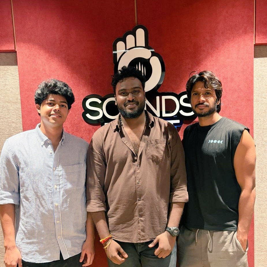 kingnashtweet's tweet photo. A pleasure meeting the director and lead actor of Sigma. Wishing the entire team tremendous success and looking forward to seeing this journey unfold. 🎬✨

#Sigma #SigmaMovie #Cinema #TamilCinema #BehindTheScenes #FilmMaking #TeamSigma https://t.co/KJQsdmUJZO