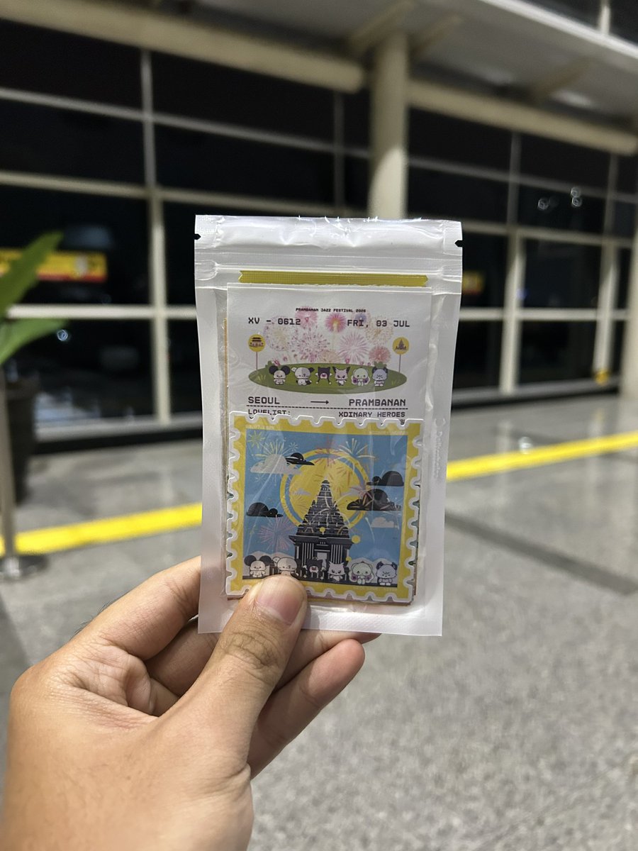 vinlovepin's tweet photo. FREEBIES—nya lucu poll! Thank u dari stasiun jatinegara ;) Enjoy the concert ya!! MAU IKUT KE PJF NJERRR 😭😭 https://t.co/lt3aViwNbp